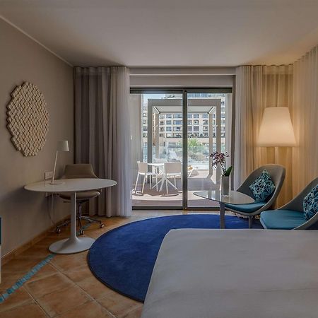 Hotel Hilton Malta San Giuliano Esterno foto