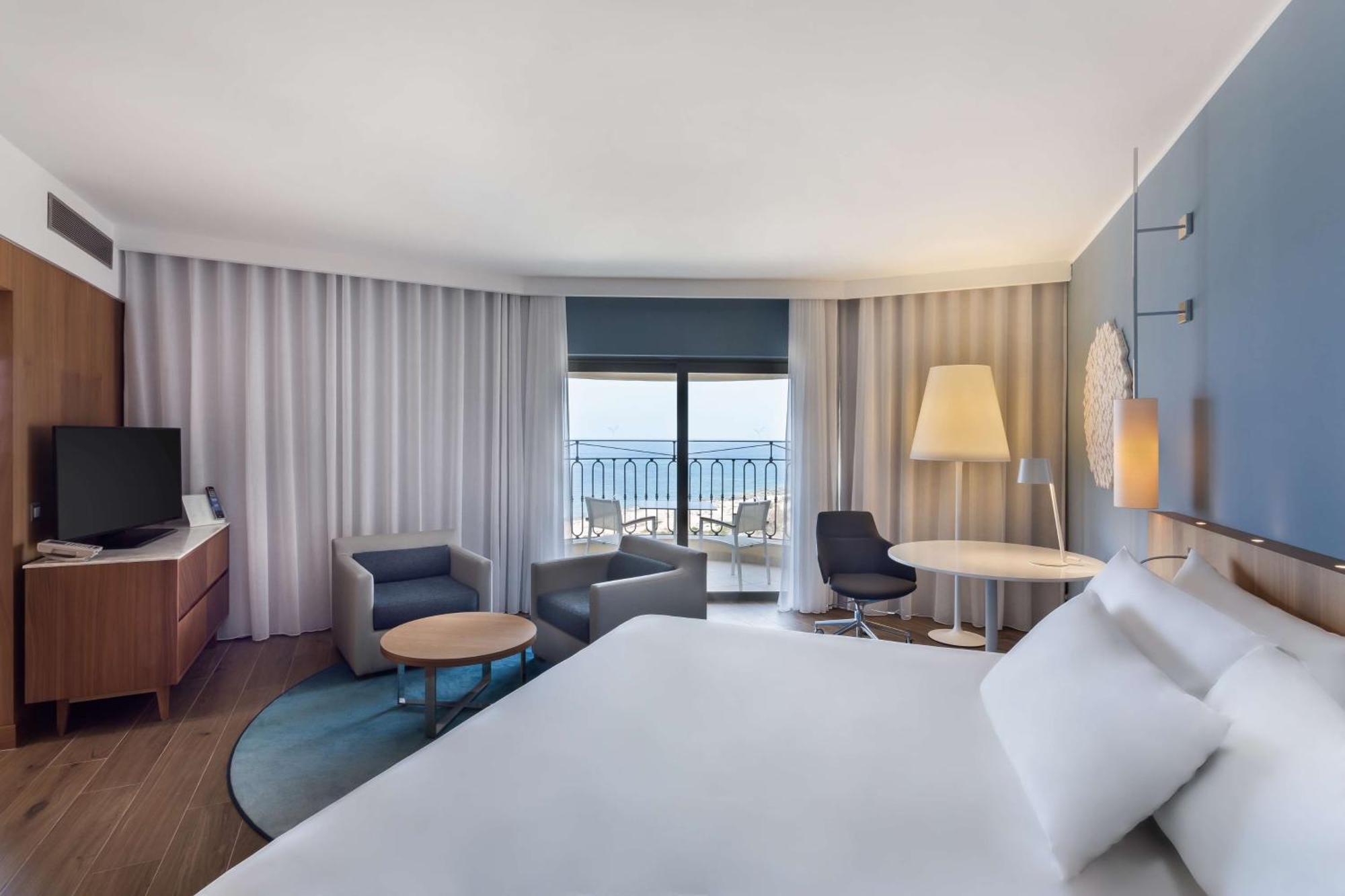 Hotel Hilton Malta San Giuliano Esterno foto