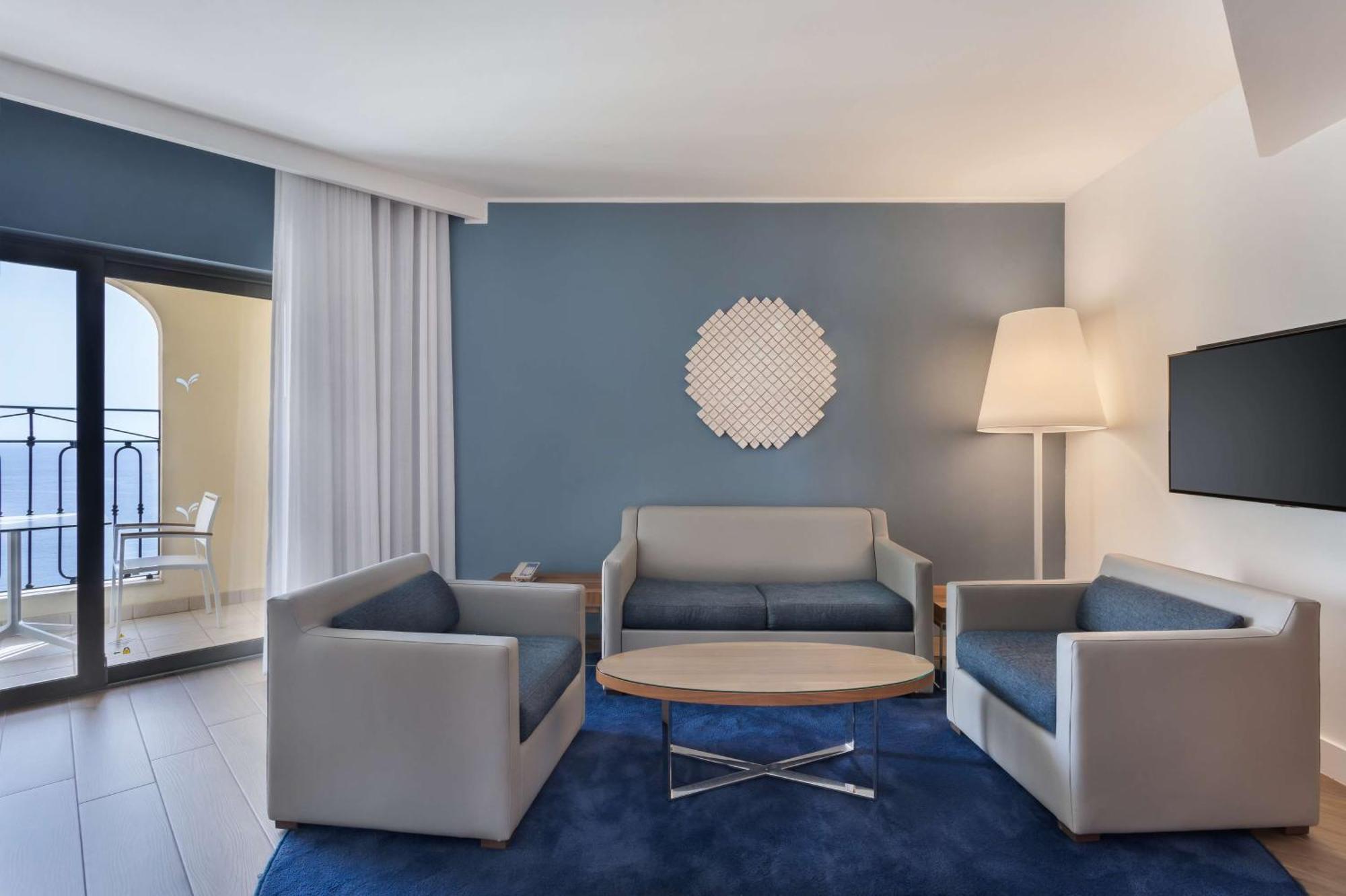 Hotel Hilton Malta San Giuliano Esterno foto