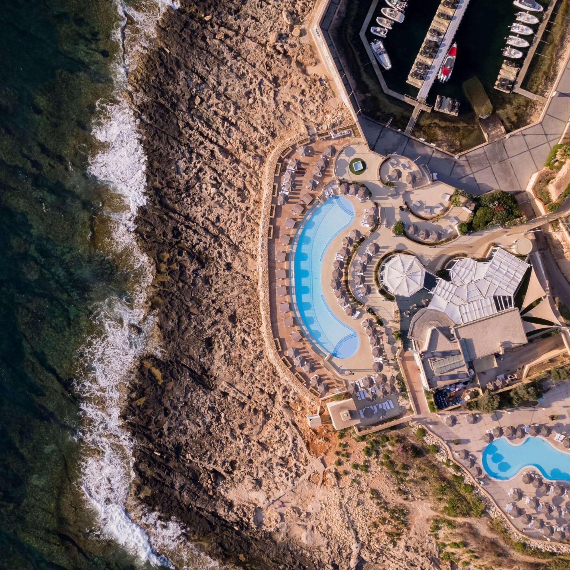 Hotel Hilton Malta San Giuliano Esterno foto